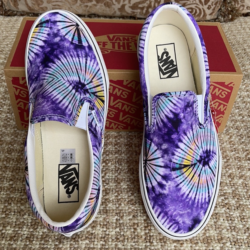Vans Men’s Classic Slip-On New Age Purple Tie Dye Sneakers - Picture 12 of 16